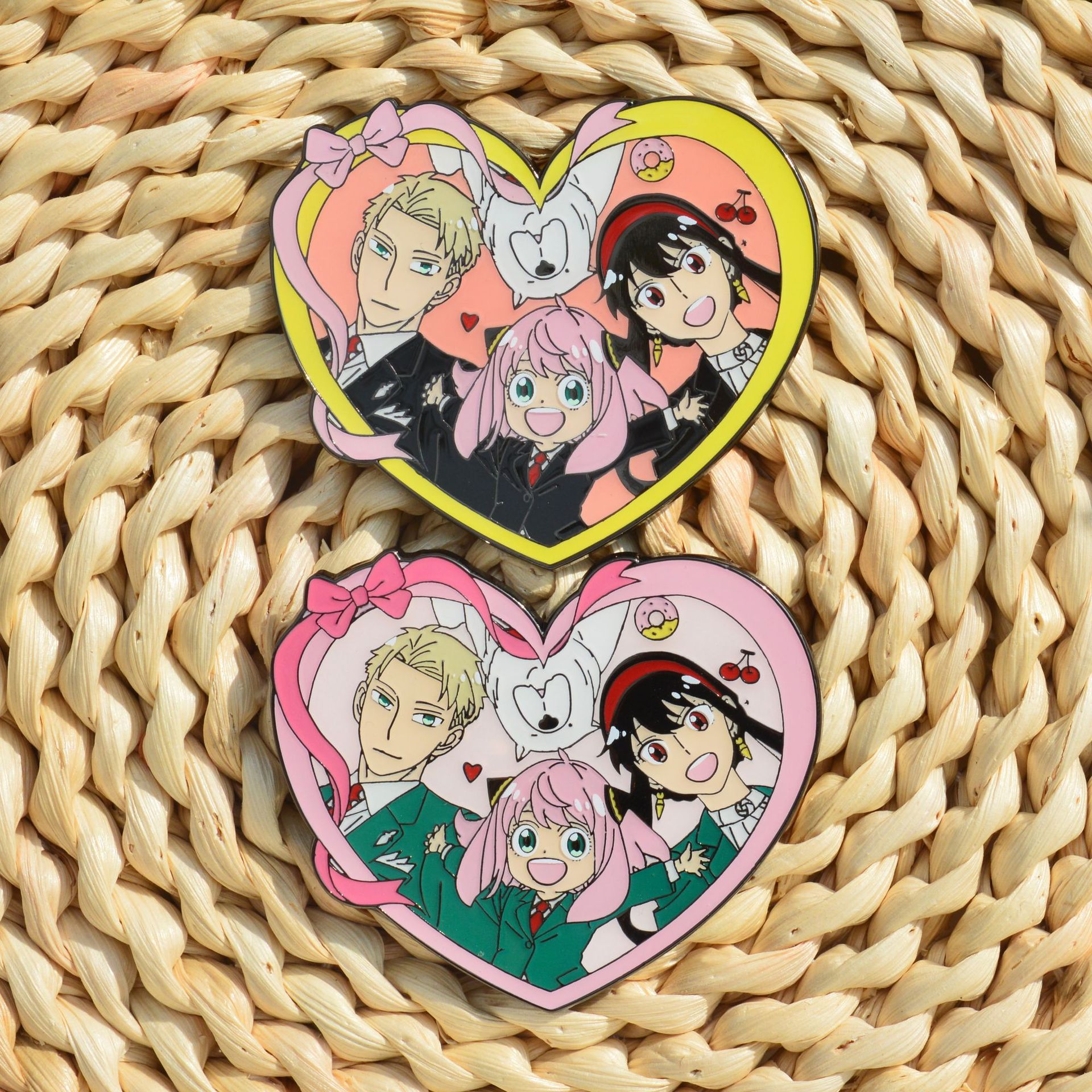 Anya Yor Loid Bond Badges Pend - Anime Cosplay Yor ulasan dan harga